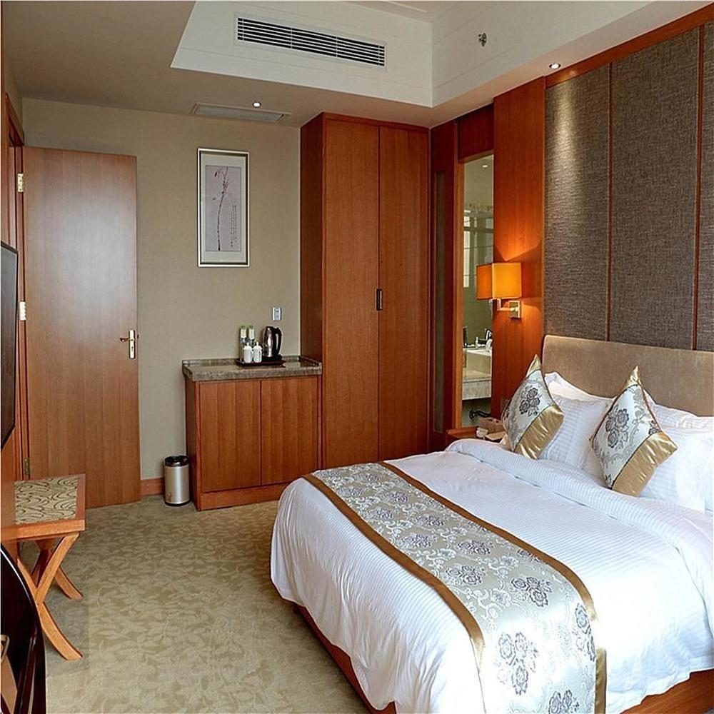 The Grand Plaza Hotel Ji'an  Exteriör bild