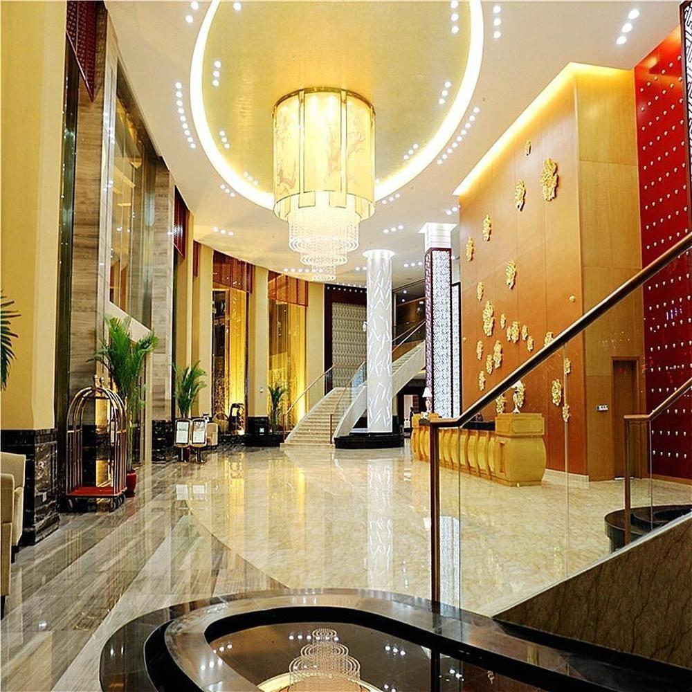 The Grand Plaza Hotel Ji'an  Exteriör bild